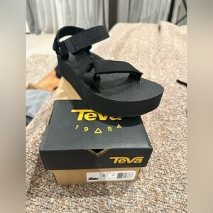 Teva Women’s Black Platform Strap Sandals